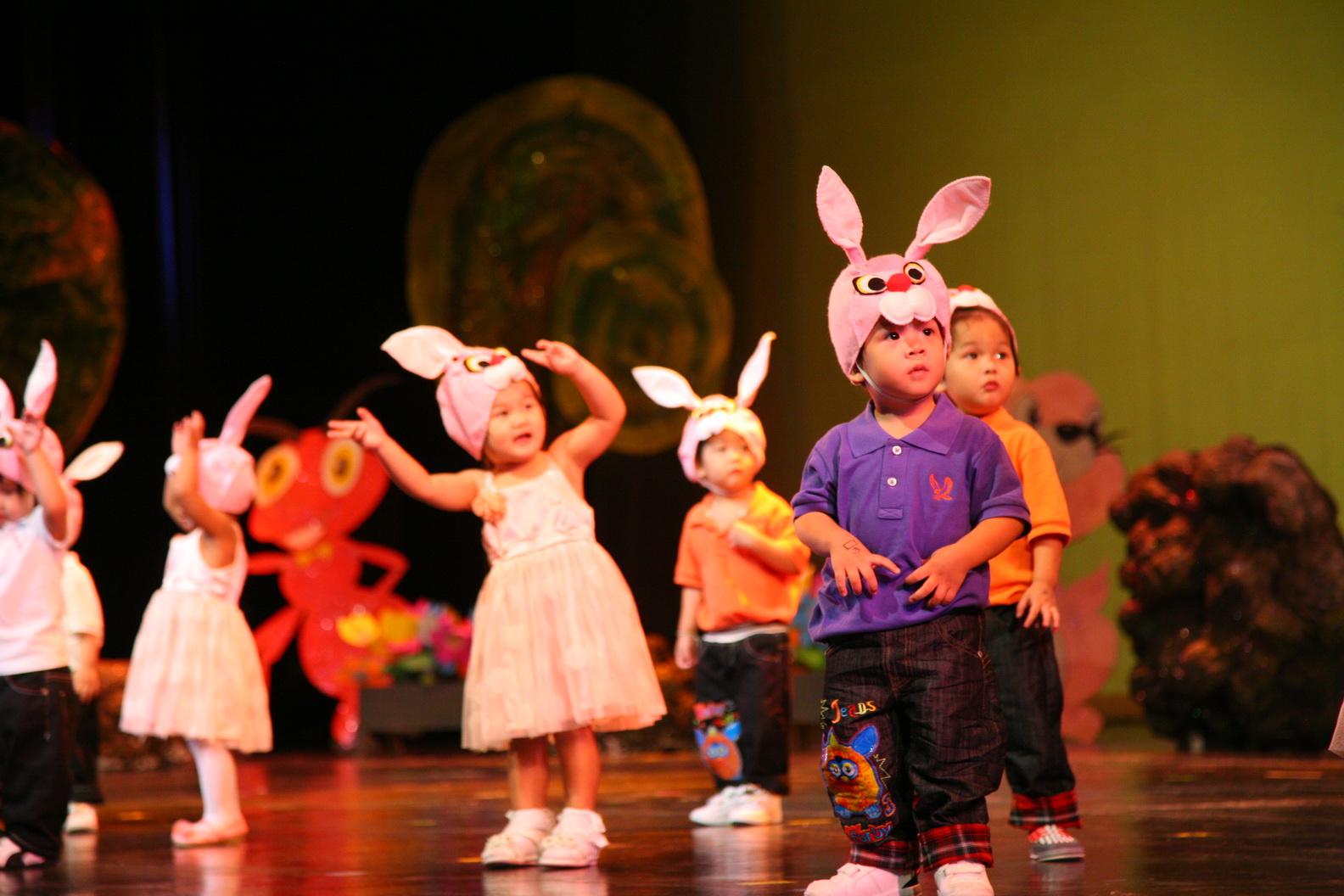 Varee_Annual_Performance 2013_Kindergarten_C1_016